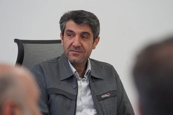 پایگاه خبری معدن نامه: انقلاب در معادن ایران؛ نوار نقاله رقیب جدی کامیونهای غولپیکر شددر معادن روباز بزرگ و عمیق، حمل مواد معدنی یکی از مهمت