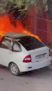 תלמידת בית ספר בת 15 מדגסטן הצילה ילד בן שש ממכונית בוערת.