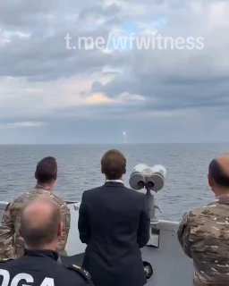 ️🇫🇷 French President Emmanuel Macron announced the first test firing of the new M51.3 ballistic missile from the nuclear submarine Le Vigilant, which he witnessed aboard the Auburn frigate.