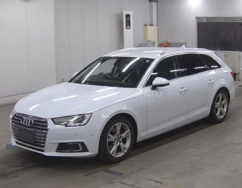 Audi A4 2017 фото 2