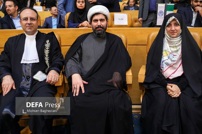 خبرگزاری دفاع مقدس: 📸گزارش تصویری/ مراسم تحلیف کارآموزان وکالت دادگستری مرکز dnws.ir/003avl@Defapress_ir📸گزارش تصویری/ مراسم تحلیف کارآموزان