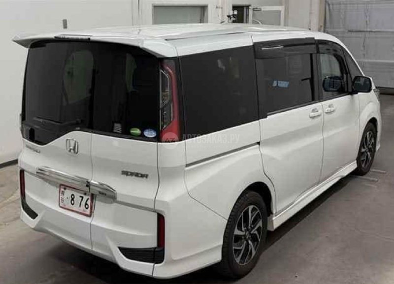 Honda Stepwgn 2018 фото 2