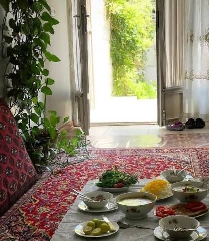 عصر تاریخ: #نوستالژییادش بخیر سفره ی پر برکت مادربزرگ ❤@AsrTarikh