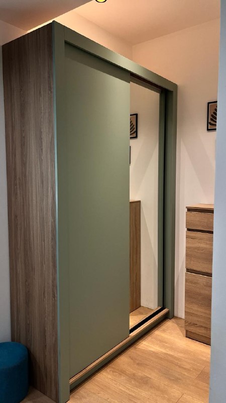 Продается шкаф для одежды. — фото 1