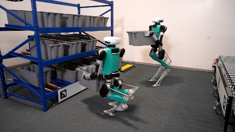 Agility Robotics有眼睛了意味着它可以“看着”行动🤖如果ChatGPT植入它的身体…Agility Robotics有眼睛了意味着它可以“看着”行动🤖如果ChatGPT植入它的身体…