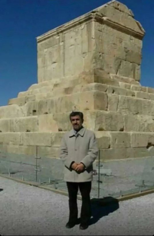 ✔️👈 بََََِِِِِـرتِِِِِِِِِِـََََریََََِِِِِِِِنـََََِِِِِِِِهـٍََََِِِِِِِـاََََِِِِِِِِ 👉✔️: کوروش پاشو ببین کی امده😂😂@bartarinhaxxxx🌹🌹🌹