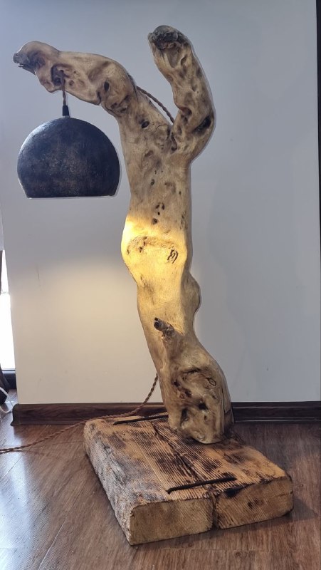 Продам два напольных торшера/светильника. Высота 94 см. Металлические абажуры. По 180 лари. Подробно — фото 1