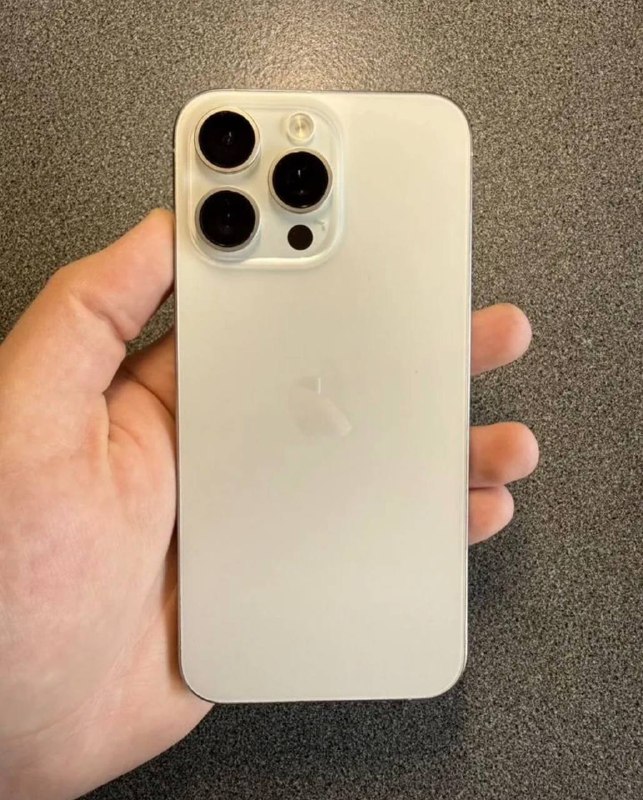 iPhone 15 Pro Max, 256 ГБ