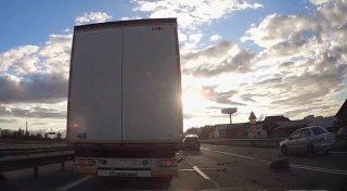 Иллюстрация к посту канала Петербург с огоньком