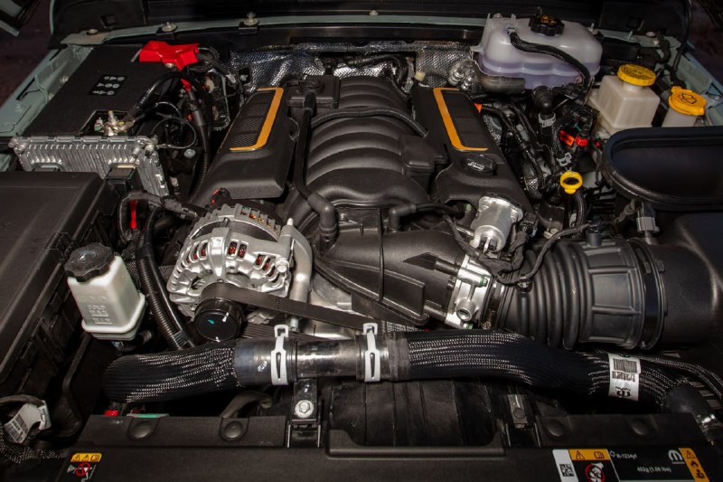 На Jeep Wrangler вернулся двигатель V8 Hemi 2