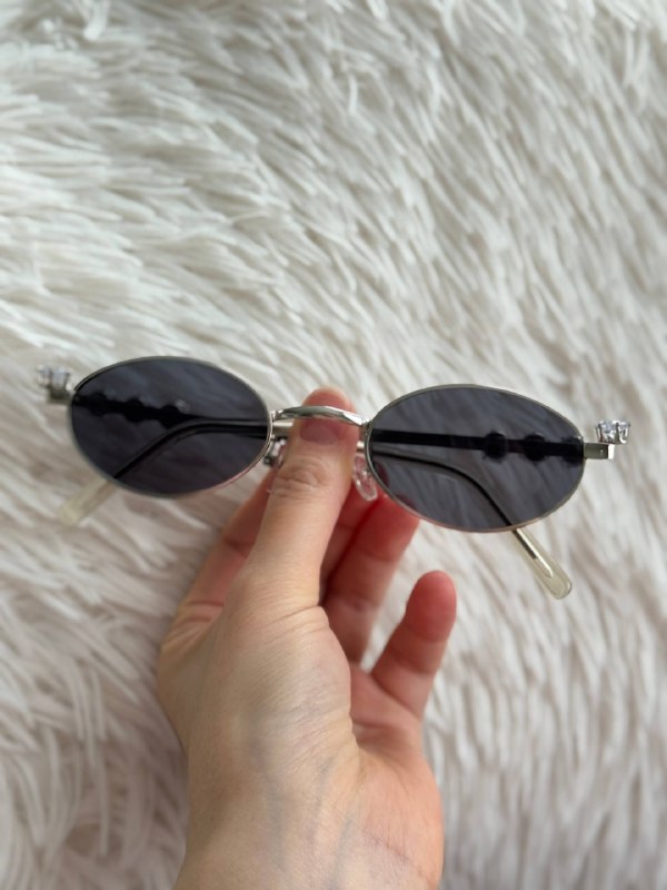 Очки женские солнцезащитные со стразами — фото 1