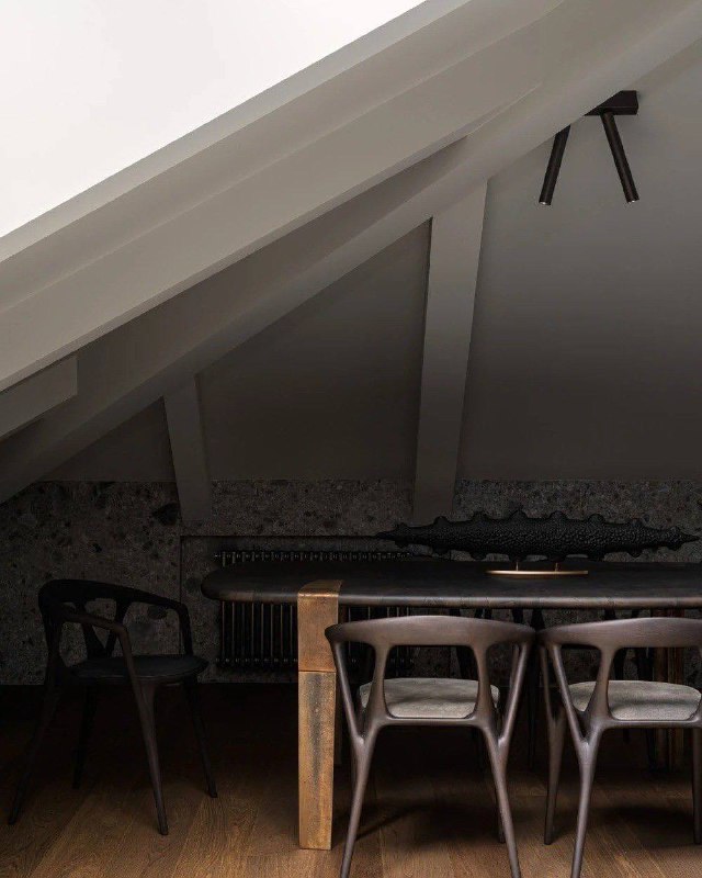 Удачей была сама возможность работать в этом необычном доме, памятнике архитектуры, и сделать из маленькой темной мансарды воплощение итальянского ... - изображение 7 - удачей, была, сама