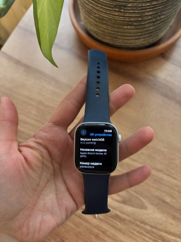 Apple Watch Series 10 (42 мм) — фото 1