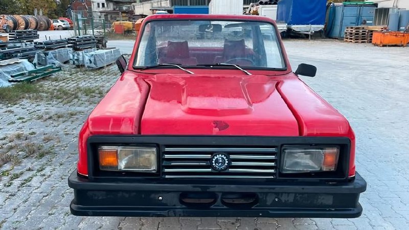 В Германии нашли редкую Lada с пробегом 2 тыс. км 2