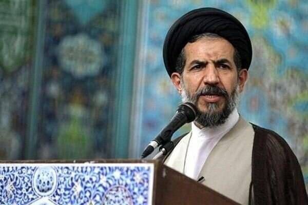 تایسیز آذربایجان: ابوترابیفرد: با وحدت ملی از تنگناهای اقتصادی عبور میکنیمحجتالاسلام ابوترابی فرد در خطبههای نماز جمعه امروز تهران: 🔹و