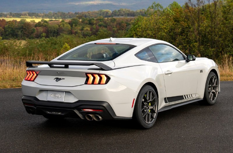 Ford Mustang RTR — первый заводской дрифт-кар 3