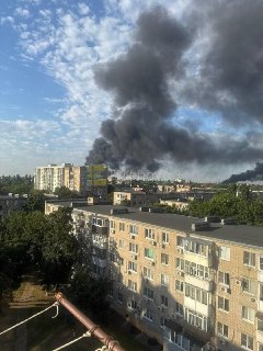 В морском порту Таганрога возник пожар после атаки БПЛА, в Азове загорелись два объекта по хранению нефтепродуктовПо словам губера региона,  в Ростовской области сбито более 30 беспилотников, в Таганроге и селе Кагальник Азовского района также произошли во