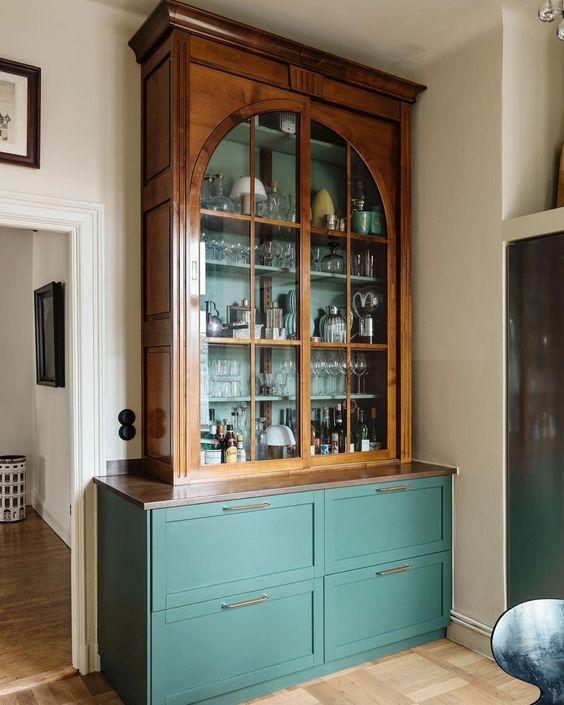 Сейчас будут плакать все, кто выкинул советскую стенку. От зависти. Потому что это не хлам , а готовый конструктор для уютного, характерного интерь... - изображение 5 - ножки, можно, это