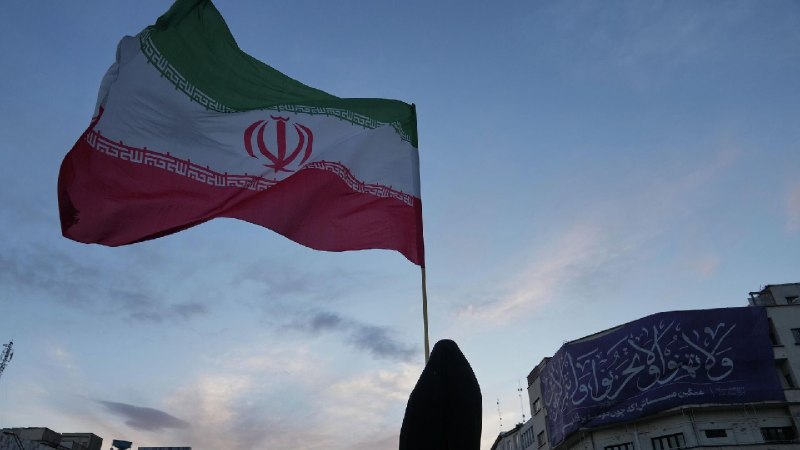 ️🇮🇷🇺🇸 RIA נובוסטי: איראן מוכנה לדון בנושא הגרעין רק לאחר הסרת המצור האמריקני ושאלת מיצר הורמוז תיפתר, אמר מקור דיפלומטי איראני.
