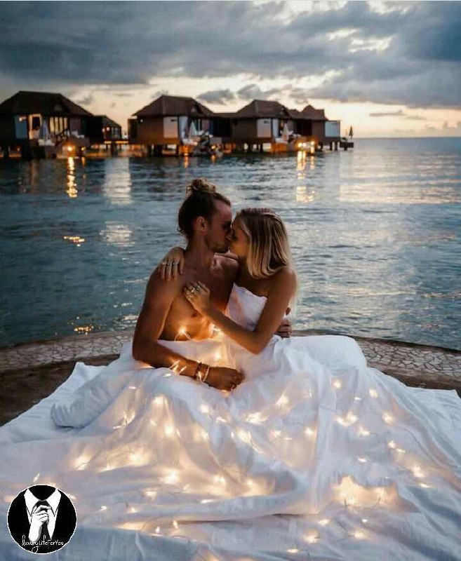 🌟💎LuXury Life💎🌟: 𝑌𝑜𝑢𝑟 𝐸𝑦𝑒𝑠 𝐷𝑒𝑓𝑒𝑎𝑡 𝑀𝑦 𝐻𝑒𝑎𝑟𝑡, 𝐻𝑎𝑛𝑑𝑠𝑜𝑚𝑒زورِ "چِشمـــــاتِ" بِه "قَلبـَــــم" بد میچَربه "جِنــــاب"..🎩🔱 @LuxuryLiFeForYou 🔱