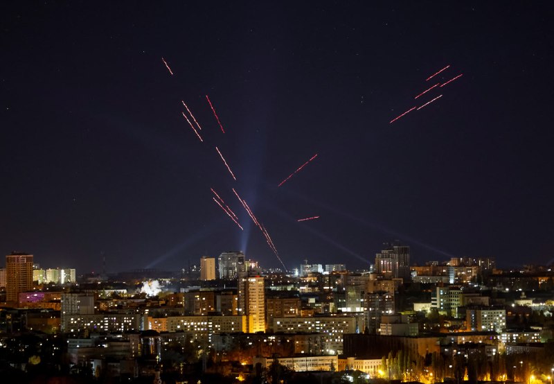 אוקראינה עוצרת את הדיווח על פגיעת טילים כאשר התקפות רוסיות מציפות את ההגנה