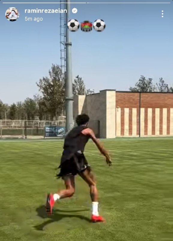 Bistodo IR | بیست و دو ⚽️: 📷🤍 استوری رامین از تمرین کردنش بدون اهمیت دادن به حواشی ⚽️ @bistodo_IR
