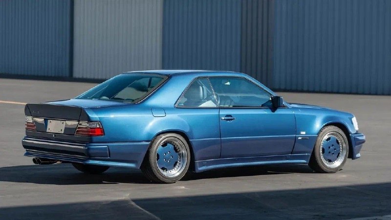 Mercedes-Benz AMG 6.0 Widebody ‘1991 2