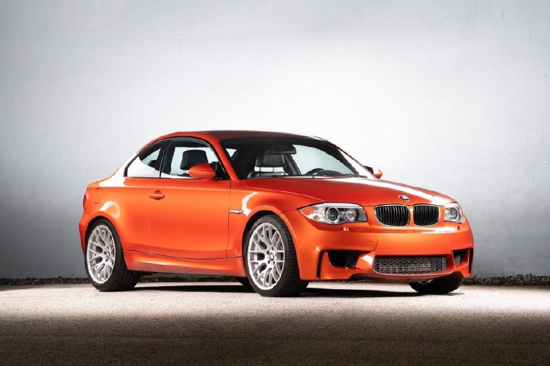 Сегодня мы хотим поделиться с вами интересной новостью из мира BMW M! 🏎На аукци