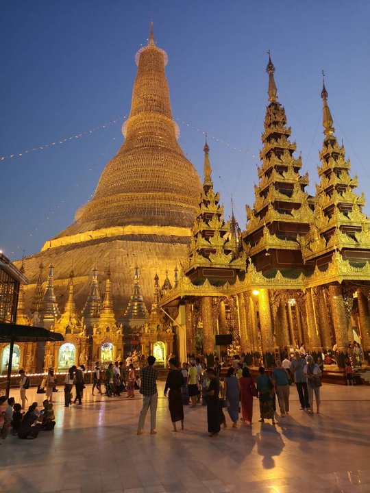 記憶中的那道光│ 忘著 ﹏【仰.光】