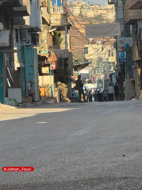 جهان بینالملل فوری🌍: درگیری جوانان فلسطینی با نظامیان رژیم صهیونیستی در اردوگاه العروب🔹نظامیان رژیم صهیونیستی در ادامه تجاوزات روزانه خود به