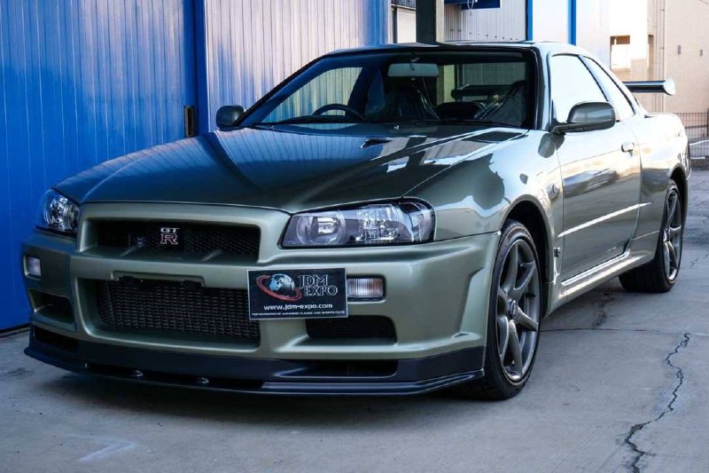 Культовый Nissan Skyline GT-R R34 в состоянии НОВОГО продают в Японии за ₽47 миллионов ($485 тысяч).