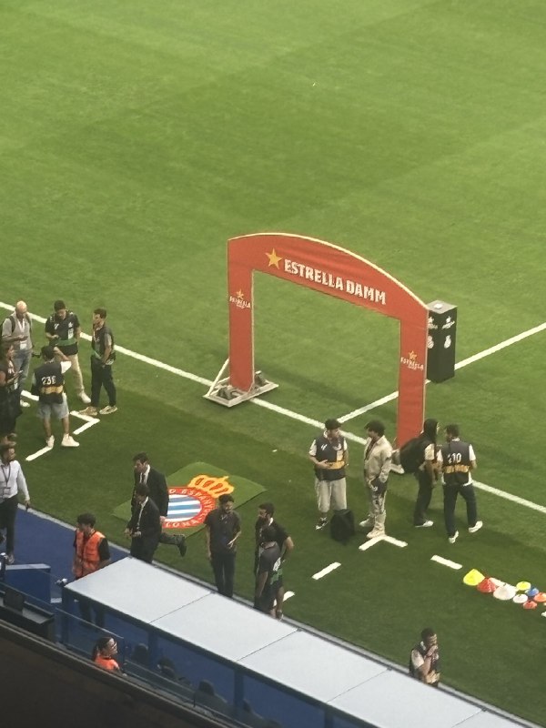 رئال مادرید | Real Madrid: 🚨⚽️د اتلتیک:⚪ دکتر ایوان کاییکها، جدیدترین عضو تیم پزشکی تیم اصلی رئال مادرید است، که از آکادمی باشگاه به این تیم منتقل 