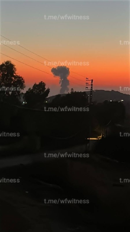 ️🇱🇧🇮🇱 תקיפה אווירית ישראלית מכוונת אל העיירה אל מנצורי, דרום לבנון.