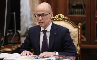 Губернатор Удмуртии Александр Бречалов, руководивший республикой с 2017 года, ушел в отставку по собственному желанию, следует из указа Путина. Врио главы региона назначена Ольга Абрамова. В 2018-2024 годах она занимала пост министра сельского хозяйства Уд