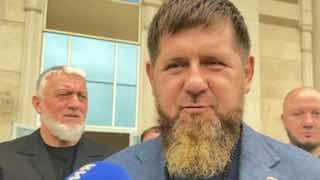 Рамзана Кадырова выдвинули на новый срок главы Чечни, решение принято на конференции «Единой России», передает ТАСС. Сам Кадыров заявил, что «вынужденно» идет на выборы. «Если меня спросить, то я выбрал бы другого кандидата, потому что это ответственность 