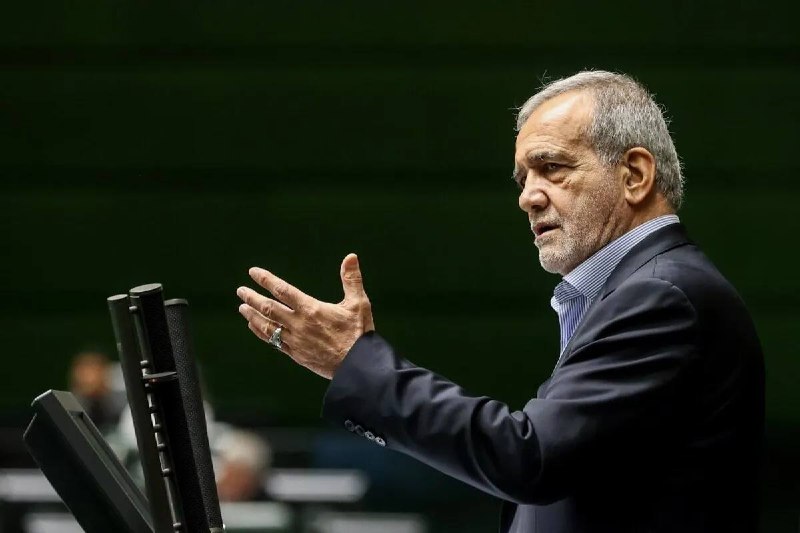 ایران خبر: پزشکیان: به کوری چشم دشمنان ایران را آباد می‌کنیم 🔹رئیس جمهور گفت: باوجود اینکه در جنگ هستیم و تحت فشار هستیم به این دست