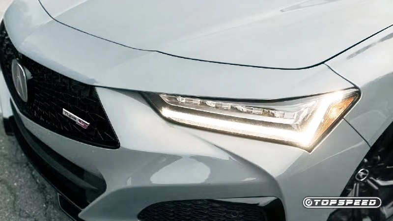 Японский спорт-седан, который фактически «вкручивает цену» ниже BMW M340i, больш