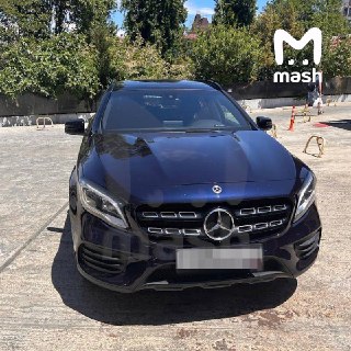Автомеханик из Краснодара продал Mercedes клиента — чтобы достать деньги на операцию больному раком дедушке. Теперь парню грозит до 10 лет тюрьмы.Семья из Краснодарского края пригнала свой Mercedes GL-250 на предпродажную подготовку, хотели продать за 2,5 