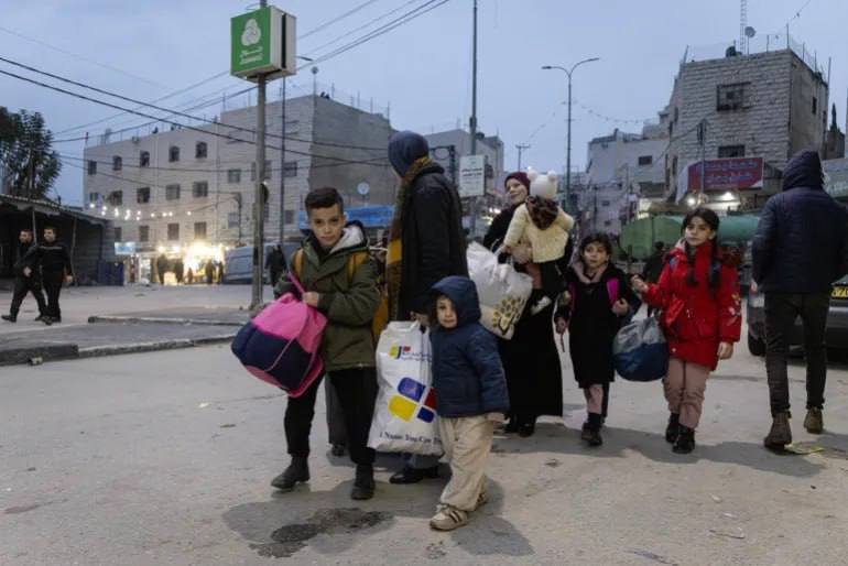 The people of Hebron open their offices and furnish apartments for host families who were forcibly displaced from their homes by the IDF.