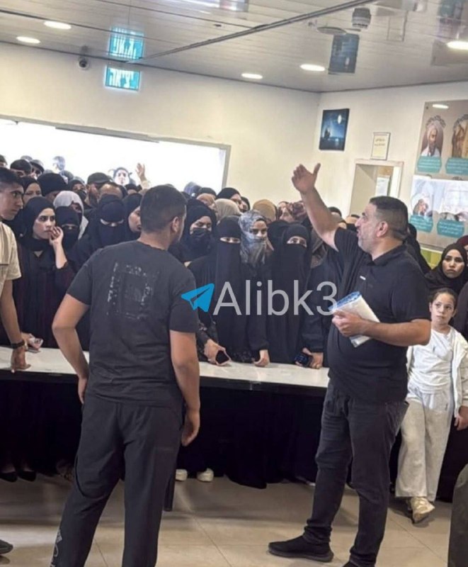 אחוז הצבעה גדול מאוד של מצביעים פלסטינים בקלפיות, הם רוצים להראות לציונים מי באמת הבעלים של האדמה הזו