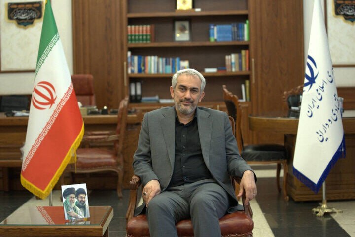 خبرگزاری ایرنا: 🔸 مدنی زاده: رئیسجمهور اصلاحات اقتصادی را با شجاعت و اجماعسازی پیش میبرد🔹سیدعلی مدنیزاده وزیر امور اقتصادی و دارایی