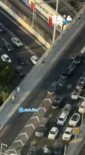 🇮🇱 תיעוד חריג: מאבטח ביחידה לאבטחת אישים של נתניהו שלף נשק ארוך במהלך נסיעה שגרתית של השיירה בתל אביב ביו…