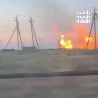 Мощный пожар вспыхнул в дагестанском Кизилюрте — рядом с АЗС прорвало газовую трубу. Спасатели оцепили район и решают вопрос об эвакуации ближайших домов.Газ вырывается под высоким давлением и горит факелом. На месте работают экстренные службы.❗ Не грузятс