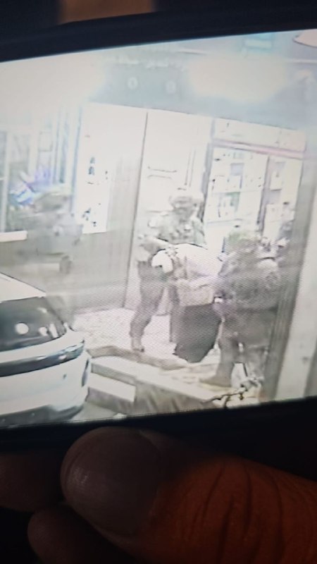 תמונות של חלק מהנוכחות של יחידות מיוחדות בפתח מחנה בלאטה, מזרחית לשכם.