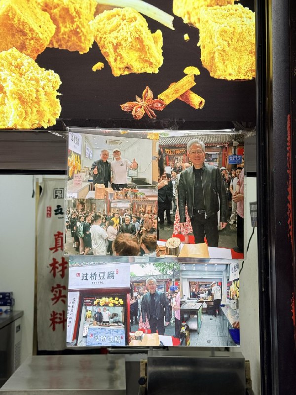 跟着老黄当一回北京游客第一次去南锣鼓巷第一次去潘家园各种纪念品文玩都比网上便宜北京人不坑游客啊跟着老黄当一回北京游客第一次去南锣鼓巷第一次去潘家园各种纪念品文玩都比网上便宜北京人不坑游客啊