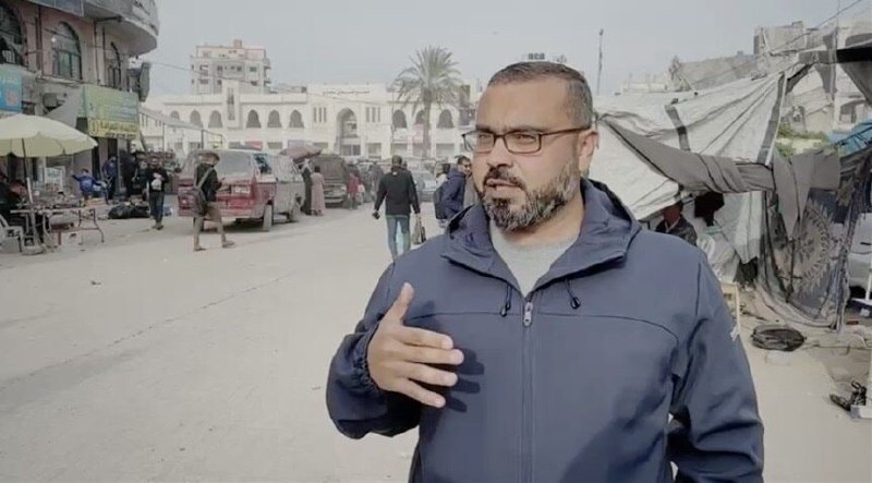 خبرگزاری ایرنا: 🎥جنگنده‌های رژیم صهیونیستی محله شیخ رضوان در شمال شهر غزه را هدف قرار دادند. در این حمله یک مسجد و همچنین ایستگاه آب‌شیر