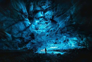 Начните свой день с крутых фоточек — тут подборка победителей национальных и региональных категорий премии Sony World Photography Awards 2026: https://lentach.media/AQpem