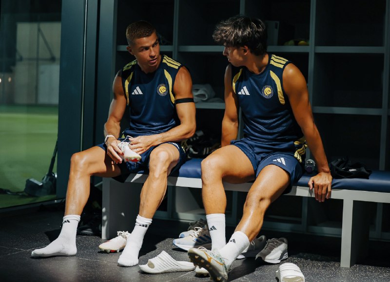 CR7 NEWS: فلیکس و رونالدو توی تمرینات 💙💛------------🇵🇹 ســـے آر ســـون نـــیـــوز@CR7_NEWS