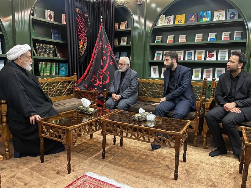 کمیته امداد امام خمینی (ره): 📌 دیدار رئیس کمیته امداد با حجت الااسلام والمسلمین حاج شیخ حسین انصاریان🔸 سیدمرتضی بختیاری، رئیس کمیته امداد عصر چهارشنب