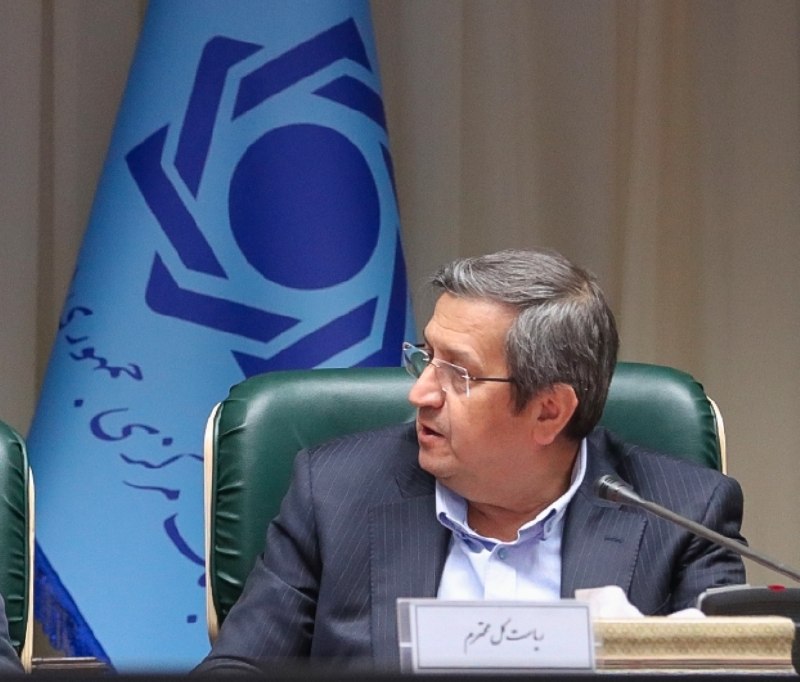 « بورس و اقتصاد »: با #همت و حمایت مردی که روی اون صندلی سبز بالا نشسته ، خداروشکر حال و هوای این روزای بورس سبزه ☘#ژنرال ❤️@hamian_bourse